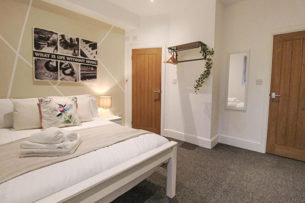Spacious 1 Bed Apartment 1 Minute Walk From Square Nottingham Exteriör bild