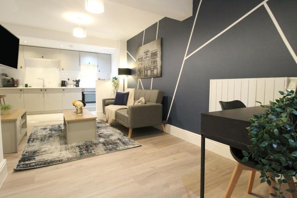 Spacious 1 Bed Apartment 1 Minute Walk From Square Nottingham Exteriör bild