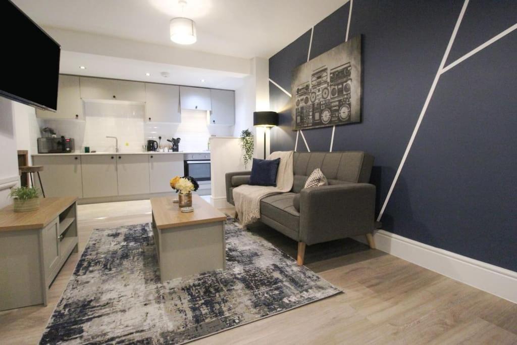 Spacious 1 Bed Apartment 1 Minute Walk From Square Nottingham Exteriör bild