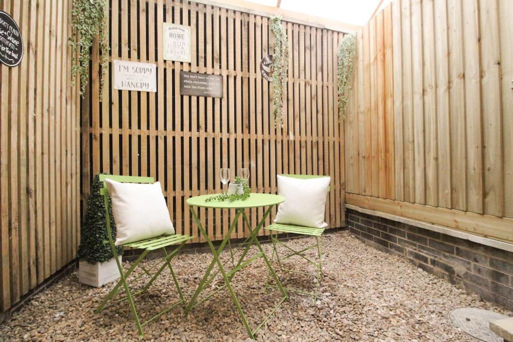 Spacious 1 Bed Apartment 1 Minute Walk From Square Nottingham Exteriör bild